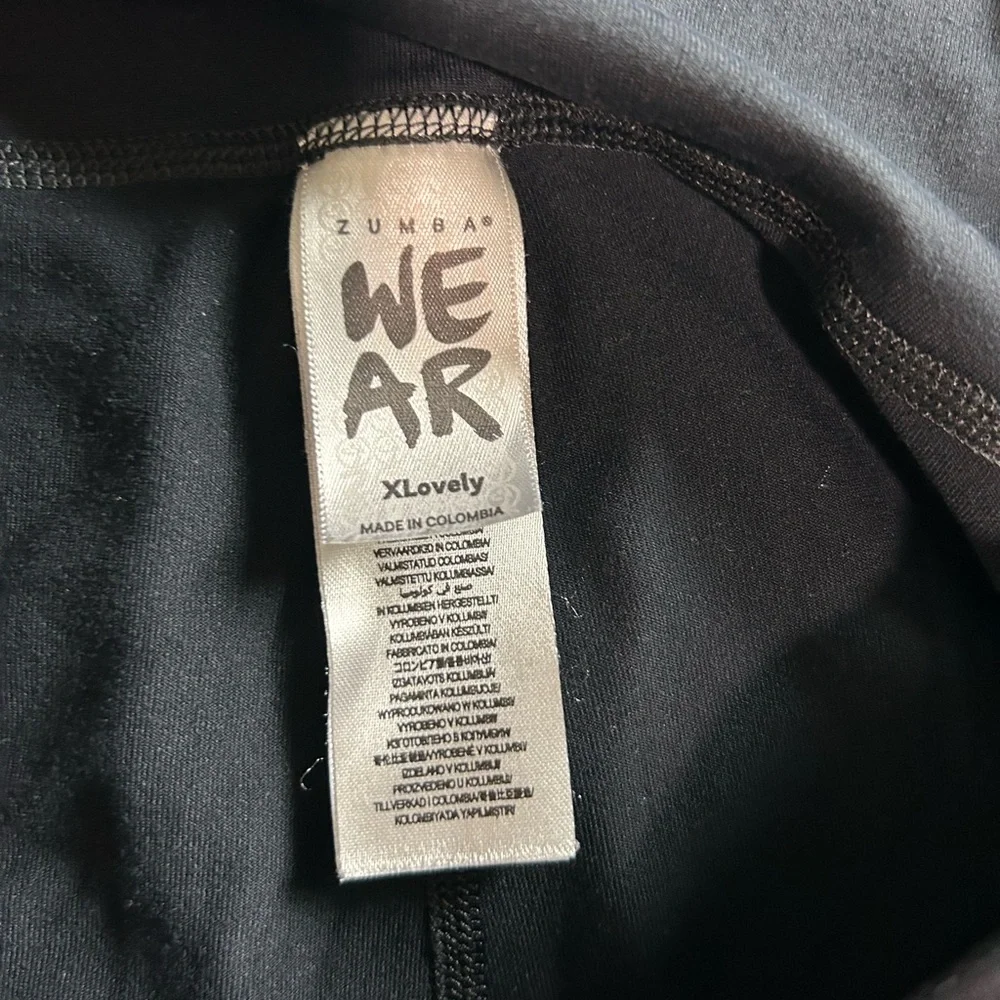 Zumba Fitness Basic Black Capri Length Leggings Size XL - Picture 4 of 4